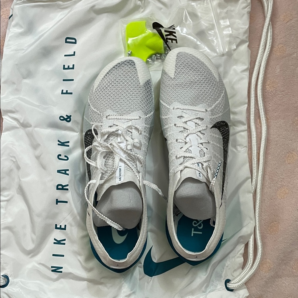 Women’s Nike Air Zoom Victory 2 Track and Field Spikes